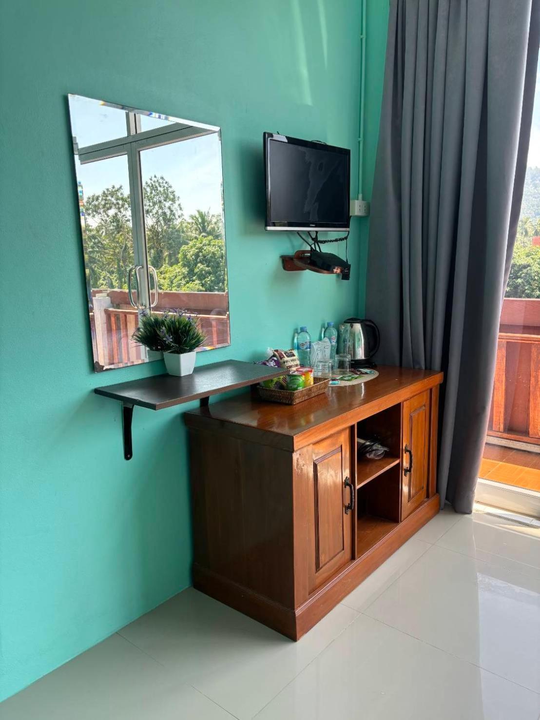 Hotel Rung Phangan Баан Тай Екстериор снимка