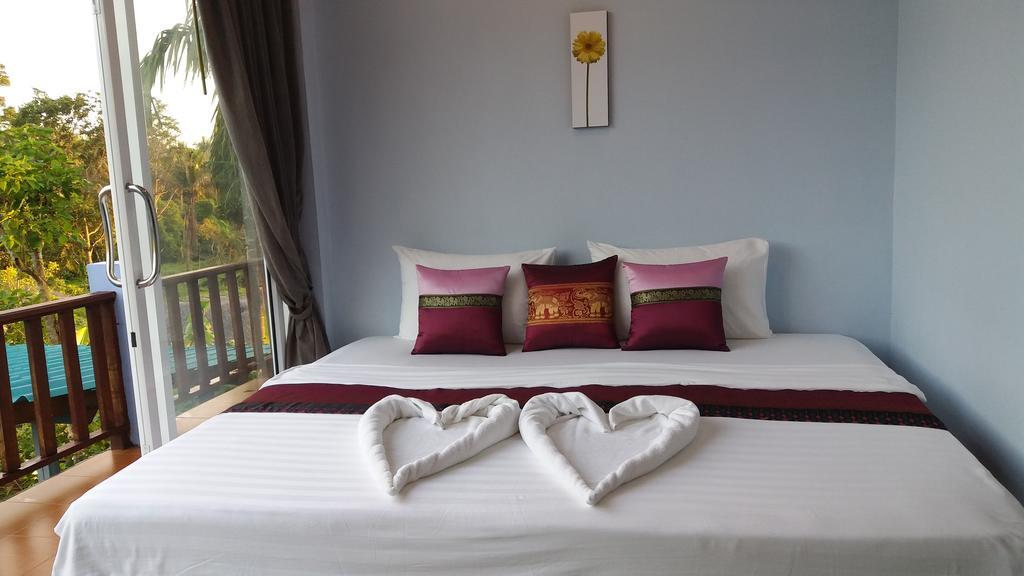 Hotel Rung Phangan Баан Тай Екстериор снимка